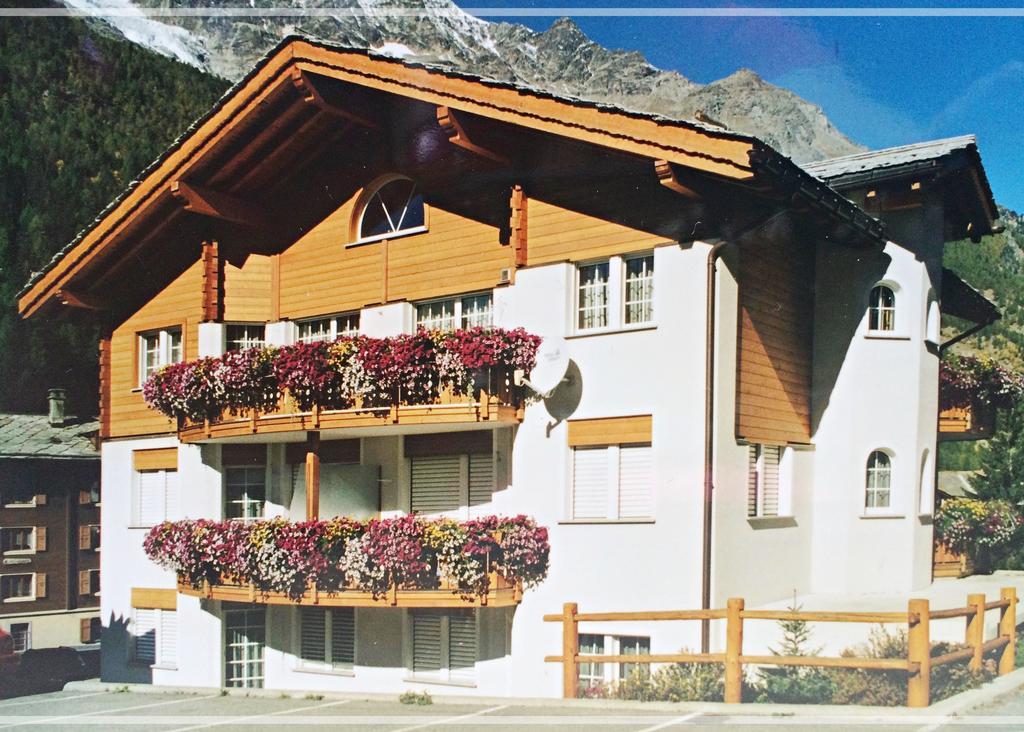 Casa Stella Apartment Саас-Грунд Екстериор снимка